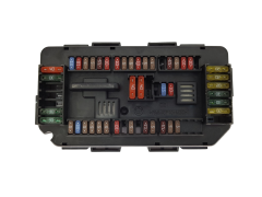 Boîtier Fusibles 6114 V7 922487903 19098.000.001 BMW 19656