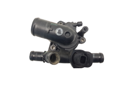 Boitier Thermostat D'eau moteur 8200703139 2.0 DCi Renault Laguna 3
