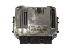 Calculateur 0281011776 8200391966 8200386508 Renault Bosch 3543