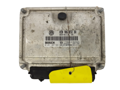 Calculateur VW 030906032DQ 0261207681 Bosch Calculateur VW 030906032DQ 0261207681 Bosch