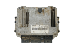 Calculateur 0281011148 8200311539 8200303141 Renault Bosch 38253