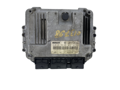 Calculateur 0281011549 8200310863 8200370779 Renault Bosch 52851