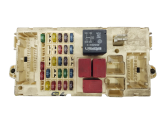 Boîtier Fusibles Fiat 46797600 NPL 46750594