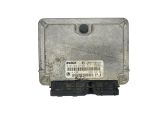 Calculateur 0281010273 24417198 PJ Opel Bosch 57228