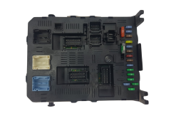 Calculateur BSI 2004 H05 9661940480 PSA Johnson Controls 1771