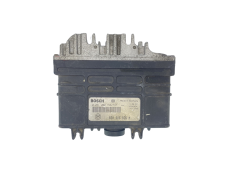 Calculateur 030906026M 0261200796 VW Bosch 62355