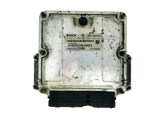 Calculateur P05034034AB 0281011093 Chrysler Bosch 32677