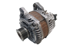 Alternateur 8200363528 A004TJ0581 210A Mitsubishi Renault 18 000km Alternateur 8200363528 A004TJ0581 210A Mitsubishi Renault 18 000km