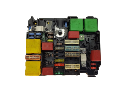 Boîtier Fusibles 9804846880 ECO V03 Citroen Peugeot 20652 Boîtier Fusibles 9804846880 ECO V03 Citroen Peugeot 20652