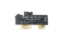 Calculateur 357919506A  899719000 Audi  Calculateur 357919506A  899719000 Audi