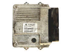 Calculateur Opel 55198927 BY MJD6O2.M1 Magneti Marelli 19669