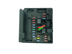 Calculateur 284B7JD000 519228035 Nissan