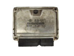 Calculateur 045906019C 0281010697 VW Bosch 13905