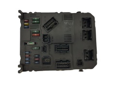 Calculateur BSI E02-00 S118085210E 9646777380 PSA Siemens 1697