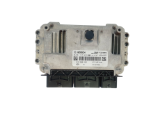 Calculateur Smart Renault A2819001403 237105748R Bosch 43384