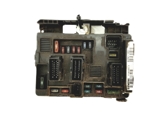 Calculateur BSM-B3 9650618480 U118470003K PSA Siemens 23594 Calculateur BSM-B3 9650618480 U118470003K PSA Siemens 23594