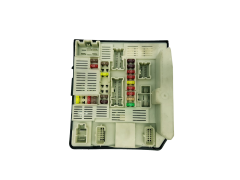 Calculateur USMX-62 284B67653R 519338198 Renault Calculateur USMX-62 284B67653R 519338198 Renault