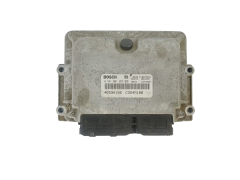 Calculateur Fiat 46534156 0281001955 Bosch 39471
