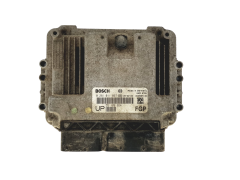 Calculateur 55189924UP 0281011667 Opel Bosch 25820 Calculateur 55189924UP 0281011667 Opel Bosch 25820