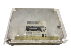 Calculateur Toyota 89666-12020 175200-3961 Denso 22614