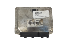 Calculateur 038906018P 0281001720 Volkswagen Bosch 3304