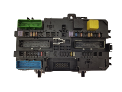 Calculateur 13145017 5DK008669-30 Opel GM Hella 20834