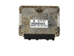 Calculateur 038906018GM 0281010181 VW Bosch 