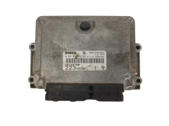 Calculateur 55193786 0281011557 22342DBA Fiat Bosch 3647