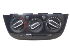 Commande Chauffage A/C Mitsubishi Space Star 7820A869