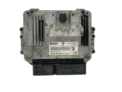 Calculateur 51853777 0281016235 48E161MAN Lancia Bosch 52931