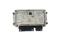 Calculateur 0261206943 9638765680id05 26FM0886 PSA Bosch 45794