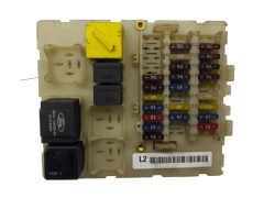 Boîtier Fusibles Ford 98AG14A073AH 518234901 19831