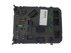 Calculateur BSI E01-00 9653667580 S118085320E PSA Siemens 1931