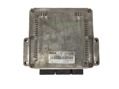 Calculateur 0281010819 8200039569 8200166362 Renault Bosch 3450