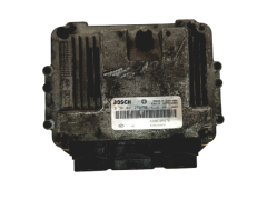 Calculateur 0281011275 8200305678 8200269879 Renault Bosch 19520