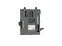 Calculateur BCM 284B13342R A2C9791480300 Renault Continental