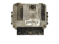 Calculateur Opel 55560810DB 0281012694 Bosch GM 17383