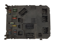Calculateur BSI E02-00 S118085220A 9649627880 PSA Siemens 1177
