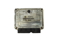 Calculateur 045906019C 0281010697 VW Bosch 16601