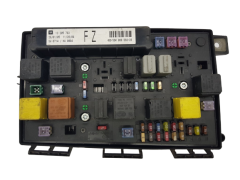 Calculateur Moduł Opel 13205783 5DK008668 FZ GM Calculateur Moduł Opel 13205783 5DK008668 FZ GM