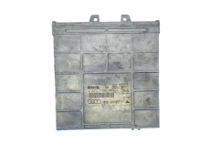 Calculateur 8D0907557C 0261203938 Audi  Bosch 55744