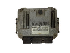 Calculateur 0281011275 8200305678 8200269879 Renault Bosch 15549