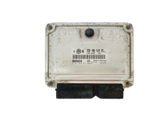 Calculateur Ecu VW 038906019DF 0281010497 Bosch 38048