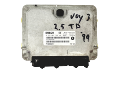 Calculateur 0281001768 P04686662AC Chrysler Bosch 17687