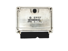 Calculateur 038906019CD 0281010218 VW Bosch 18859