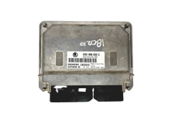 Calculateur 03D906033C 5WP40292 02 Skoda Siemens 29771