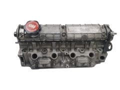 La Culasse 9466 7701468014 1.9 TD F8QH740 Renault 19 La Culasse 9466 7701468014 1.9 TD F8QH740 Renault 19