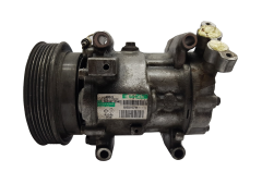 Compresseur De Climatisation Renault 8200315744 SD6V12 1416 Sanden 7204 Compresseur De Climatisation Renault 8200315744 SD6V12 1416 Sanden 7204