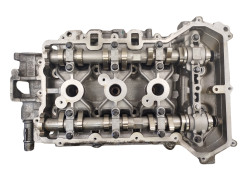 La Culasse Citroen Peugeot 9671871510 1608519180 1.2 VTI La Culasse Citroen Peugeot 9671871510 1608519180 1.2 VTI