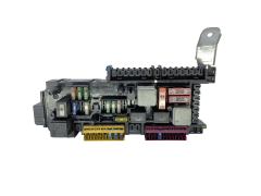 Boîtier Fusibles 168298 0-1670658-1 1670660 Mercedes Tyco 59327